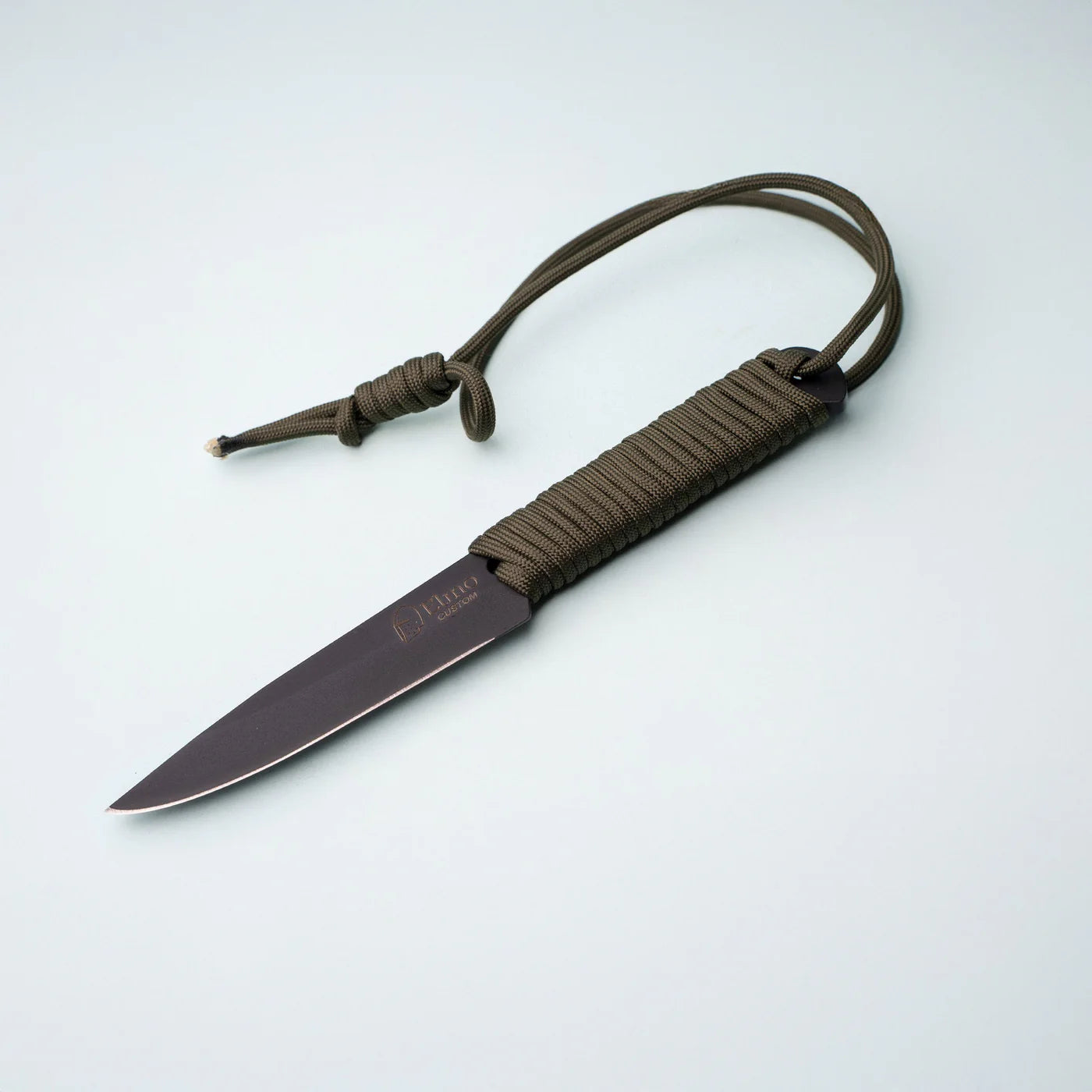 FR1 Hunting Knife with Paracord & Leather Sheath